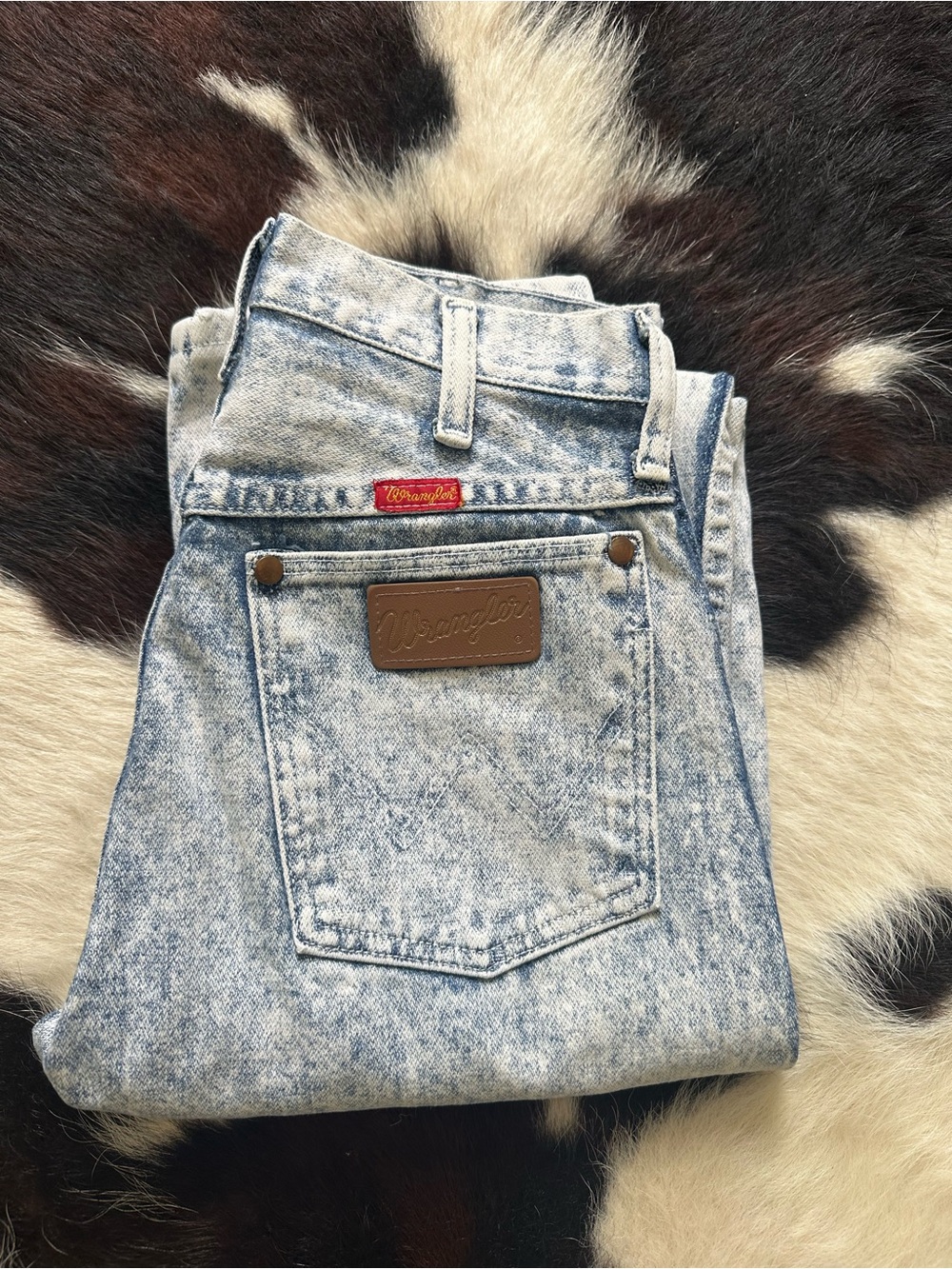 Vintage Women’s Wrangler Acid Wash Denim Jeans - Light Blue 26” waist